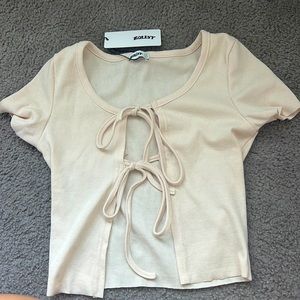 Brand: Kollyy Size: small Never worn, brand new with tags.
